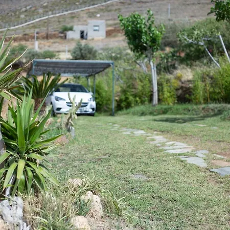 Andros Melissari *